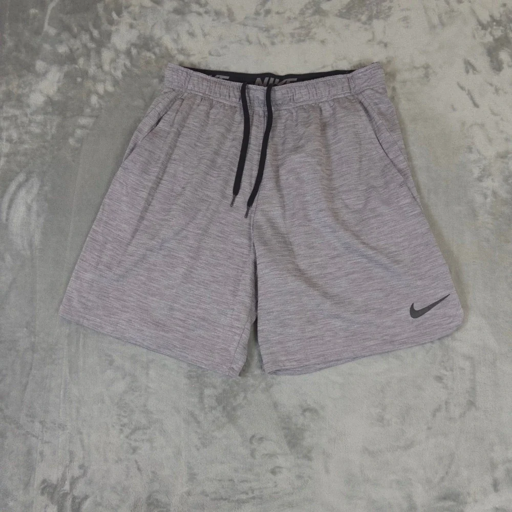Nike Dri-FIT Training Shorts Mens Large Gray Heather AA1555-027 Athletic Gym